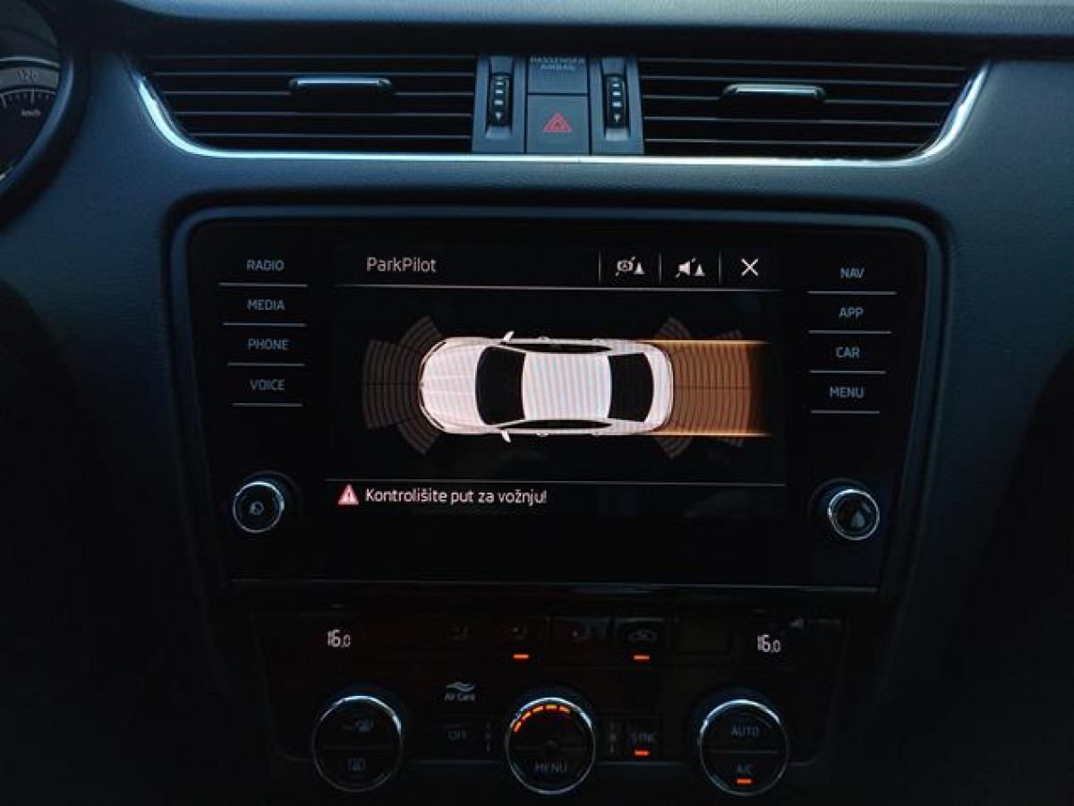 Škoda Octavia 1.6 TDI Style 