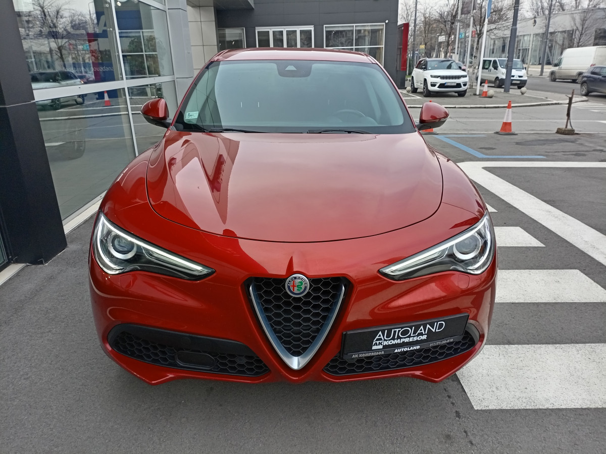 Alfa Romeo Stelvio 2.0 Q4 