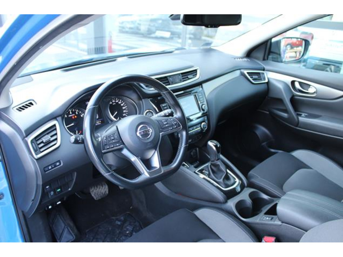 Nissan Qashqai 1.3 N-Connecta CVT 