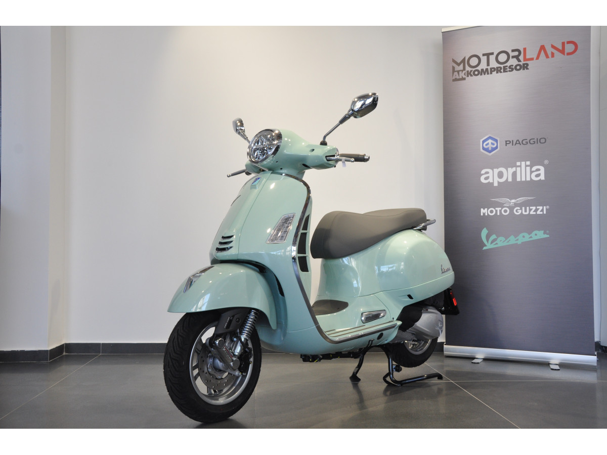 Vespa GTS 300 SUPER 