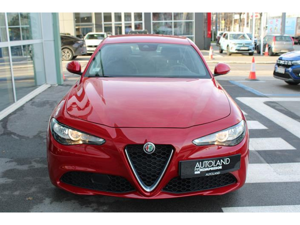 Alfa Romeo Giulia 2.0 AUT 