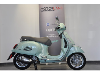 Vespa GTS 300 SUPER 