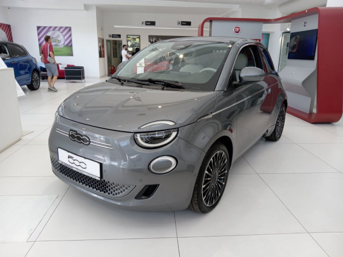 Fiat 500e BEV Hatchback 23,65 KWH 95ks  –LA PRIMA 