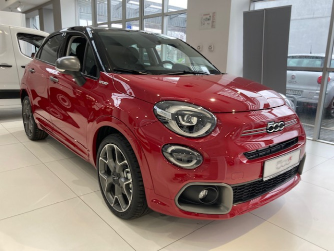 Fiat 500X 1.5 HYBRID 130ks SPORT 