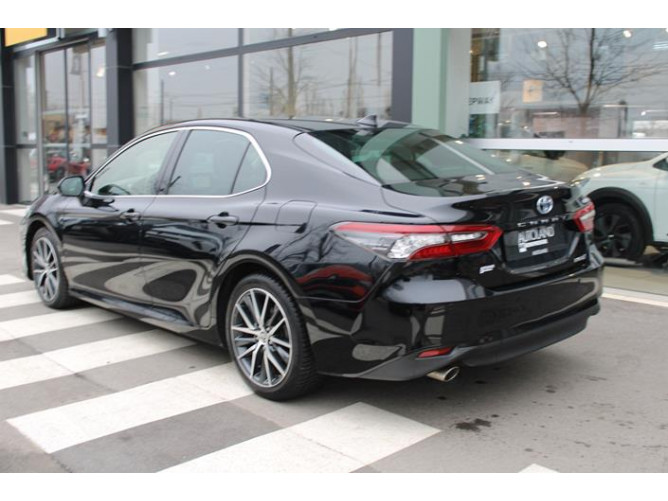 Toyota Camry 2.5 Hybrid AUT 