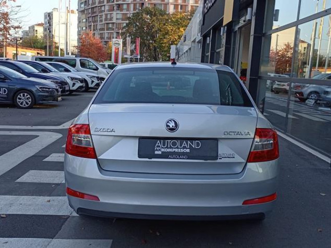 Škoda Octavia 1.6 TDI AMBITION 