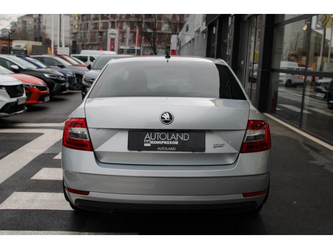 Škoda Octavia 1.6 Style TDI 