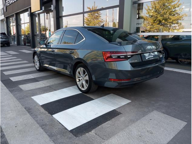 Škoda Superb 2.0 Ambition DSG 