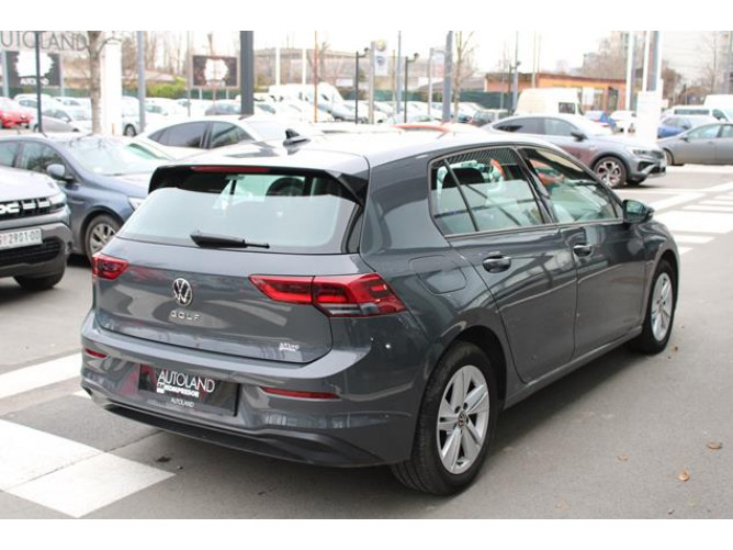 Volkswagen Golf 8 1.0 TSI Life 