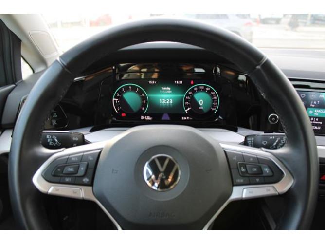 Volkswagen Golf 8 1.0 TSI Life 