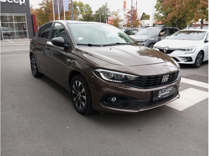 Fiat Tipo 1.4 LIFE 