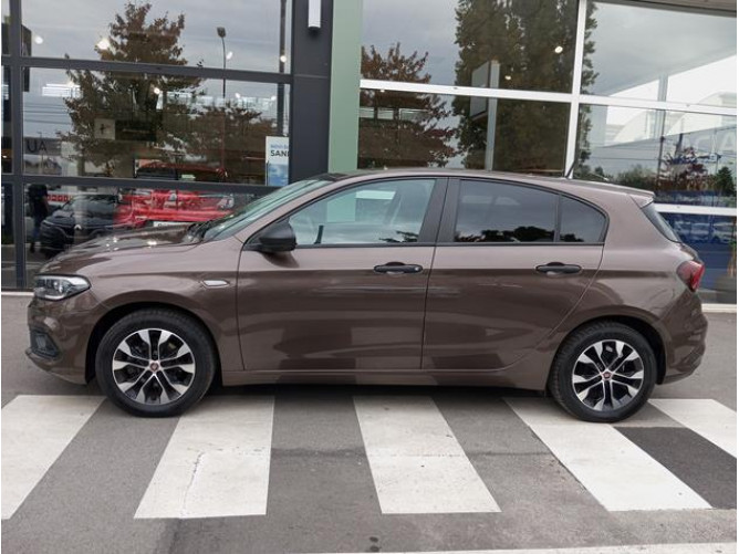 Fiat Tipo 1.4 LIFE 